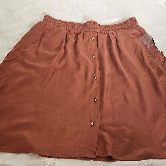 Suzy Shier Brown A-Line Pleated Skirt - Picture 15 of 16